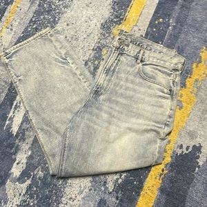 AE 18 Jean Light Wash